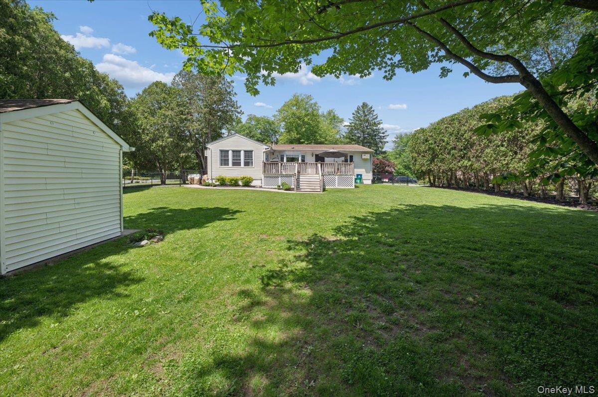 2 Debra Lee Court