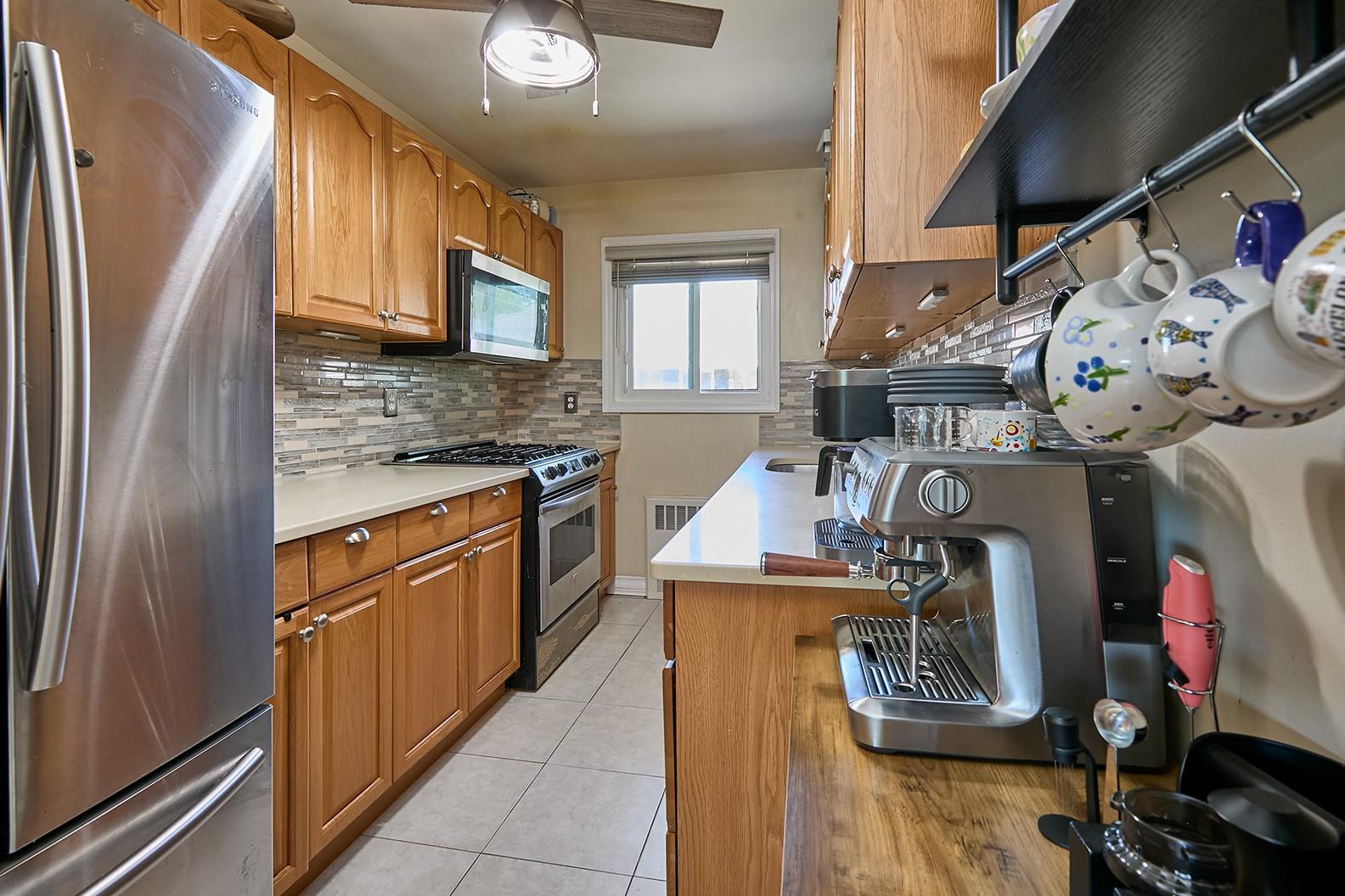 71 Edmunton Drive #F10, North Babylon, New York image 12