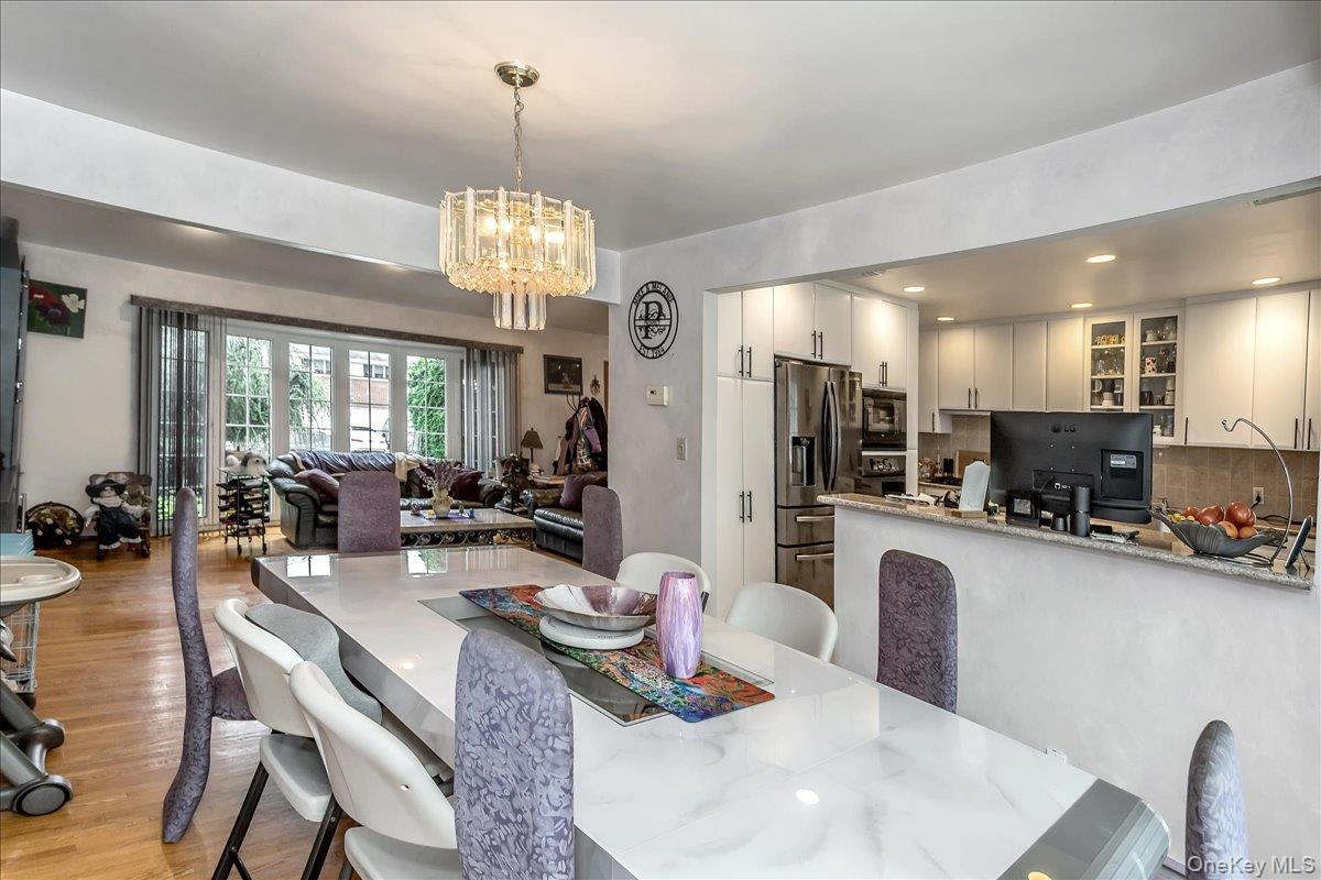 113 Northern Parkway W