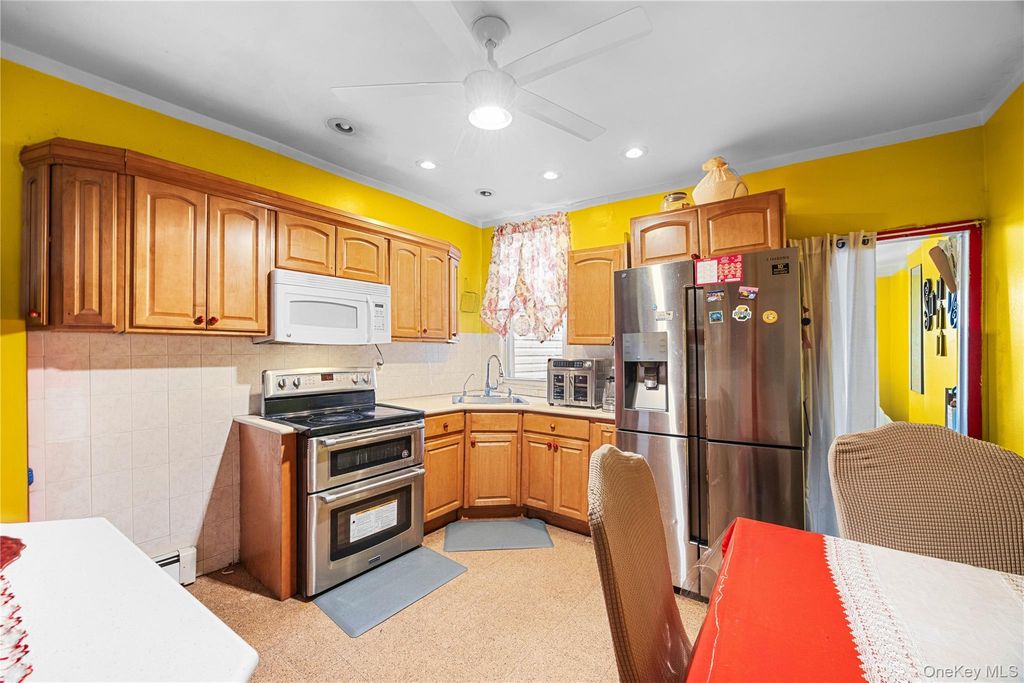 Photo of 1226 Shakespeare Avenue, Bronx, NY 10452 (MLS # 957755)