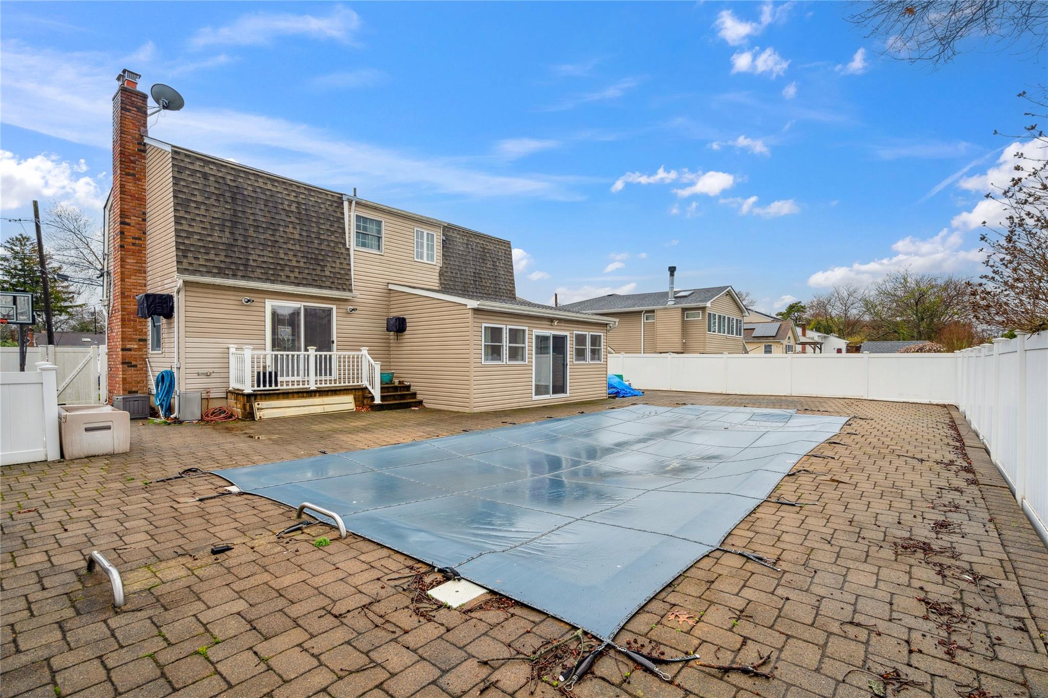 75 Moody Avenue, Islip, New York image 21
