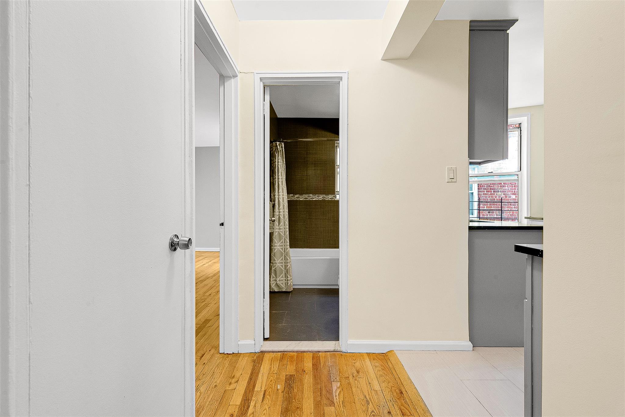 67-30 Clyde Street #6W, Forest Hills, New York image 18