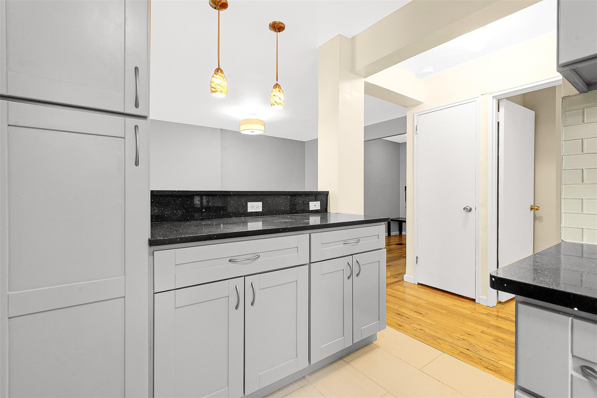 67-30 Clyde Street #6W, Forest Hills, New York image 23