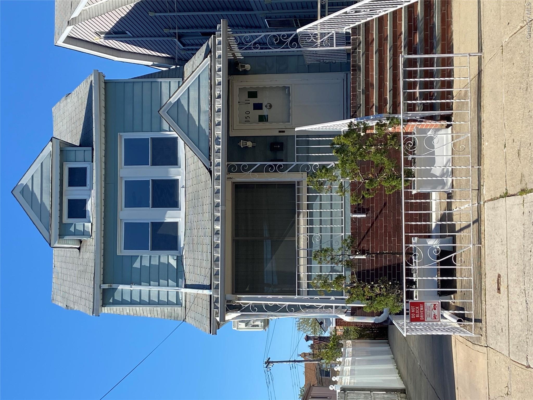 150-11 17th Avenue