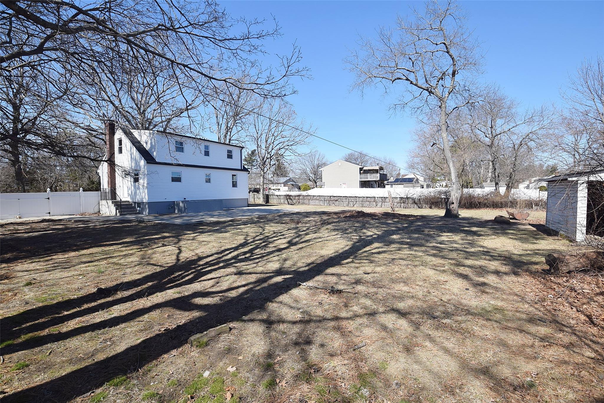 1347 Ferndale Boulevard, Central Islip, New York image 19