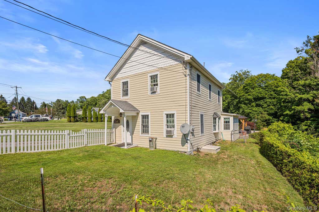 Photo of 39 Main Street, Poughquag, NY 12570 (MLS # 1029436)