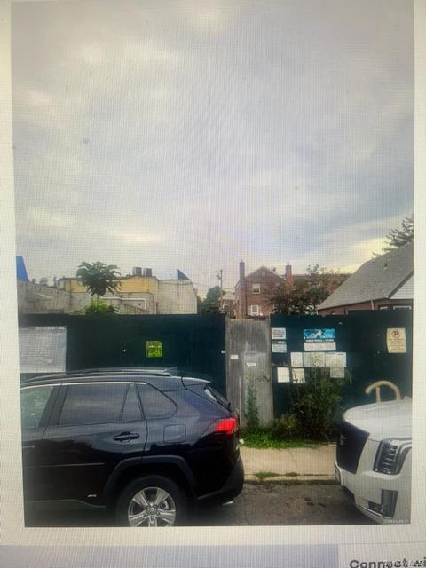 75-82 177 Street 177th Street Fresh Meadows NY 11366