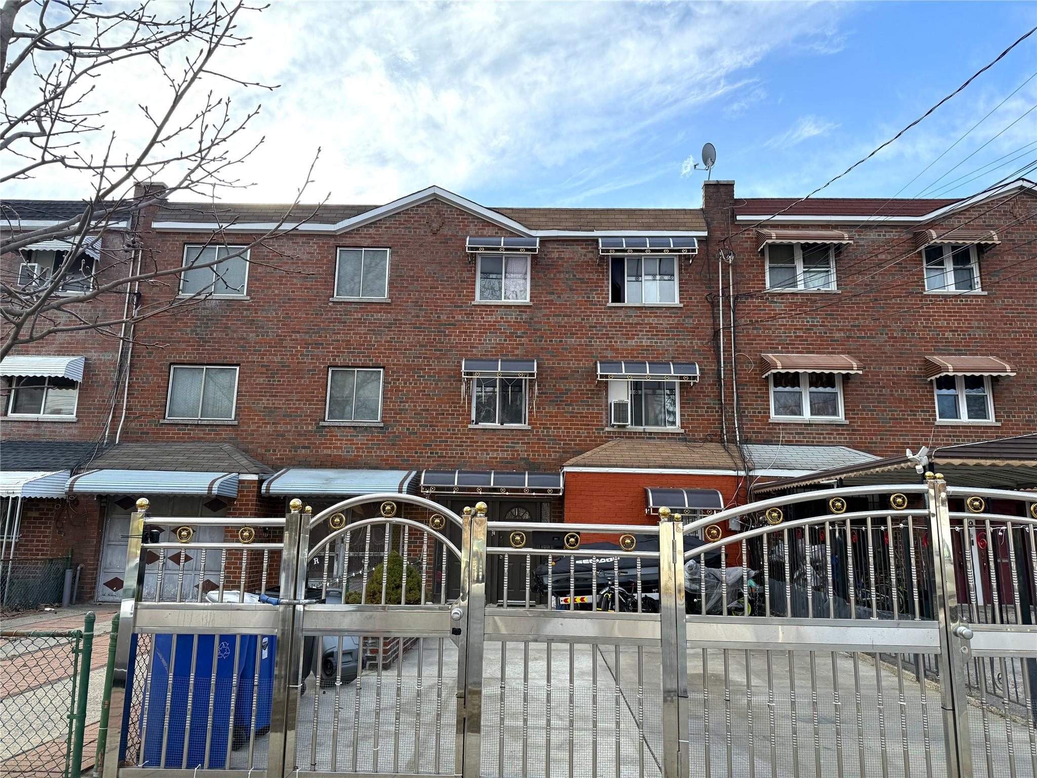 Property for Sale at Torry Avenue, Bronx, New York - Bedrooms: 3 
Bathrooms: 1  - $950,000