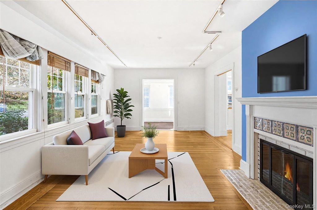 Photo of 65 Euclid Avenue, Hastings-on-Hudson, NY 10706 (MLS # 971674)