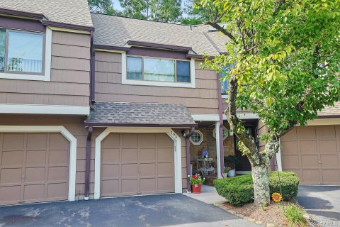 Photo of 195 Treetop Circle, Nanuet, NY 10954 (MLS # 1042802)