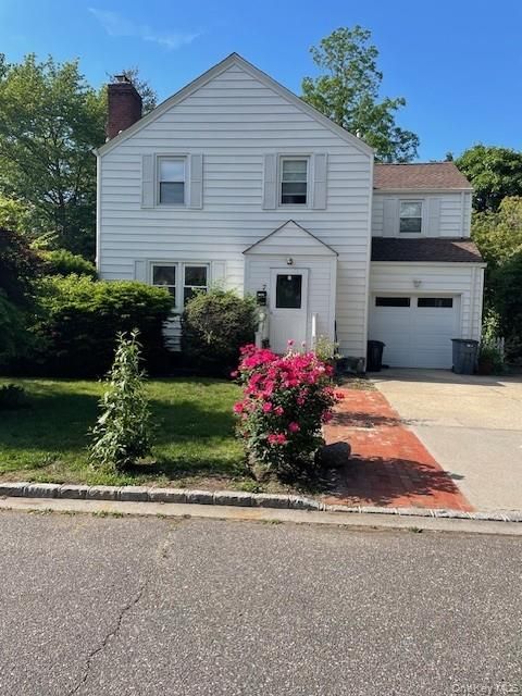 Homes For Rent - 7 Appletree Lane<br/> Great Neck, NY 11023