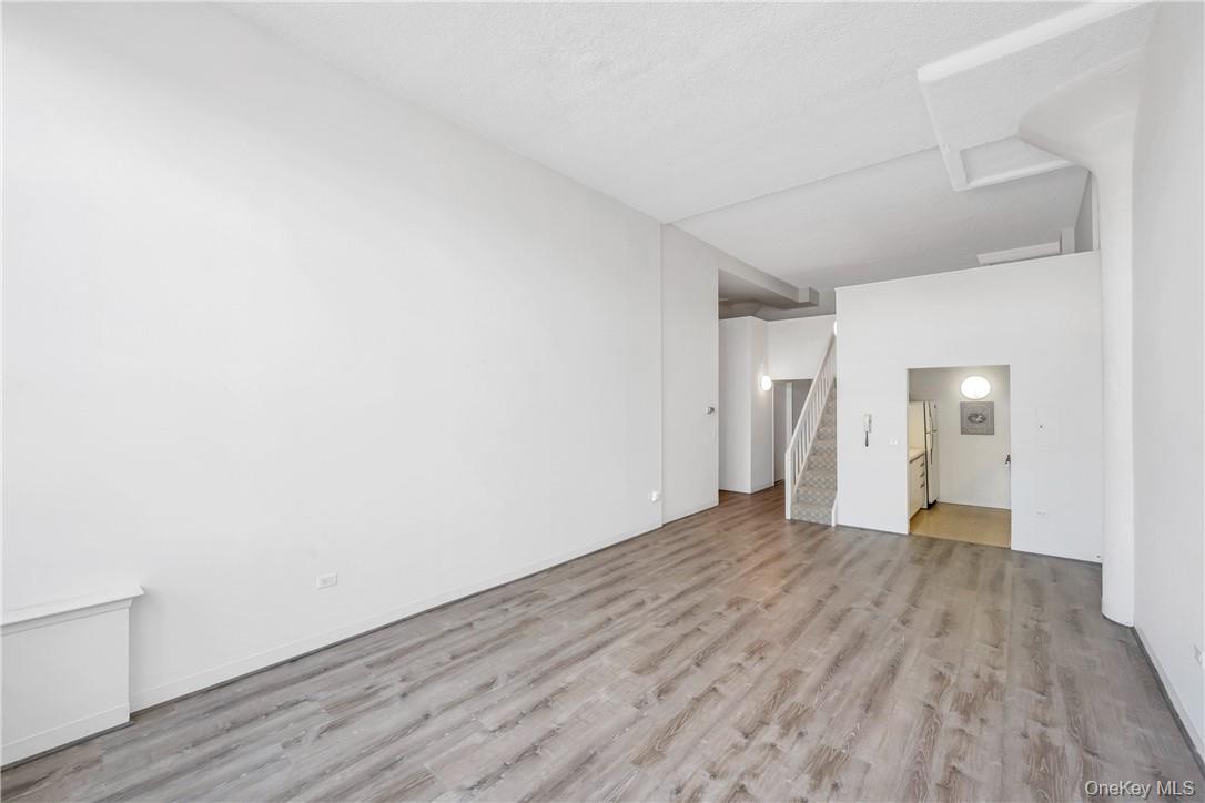 1 Landmark Square 416