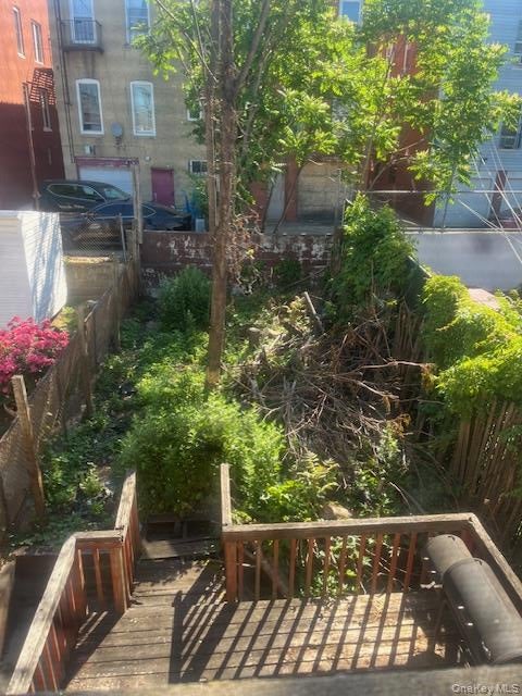 Photo of 3350 Fish Avenue, Bronx, NY 10469 (MLS # 1011102)