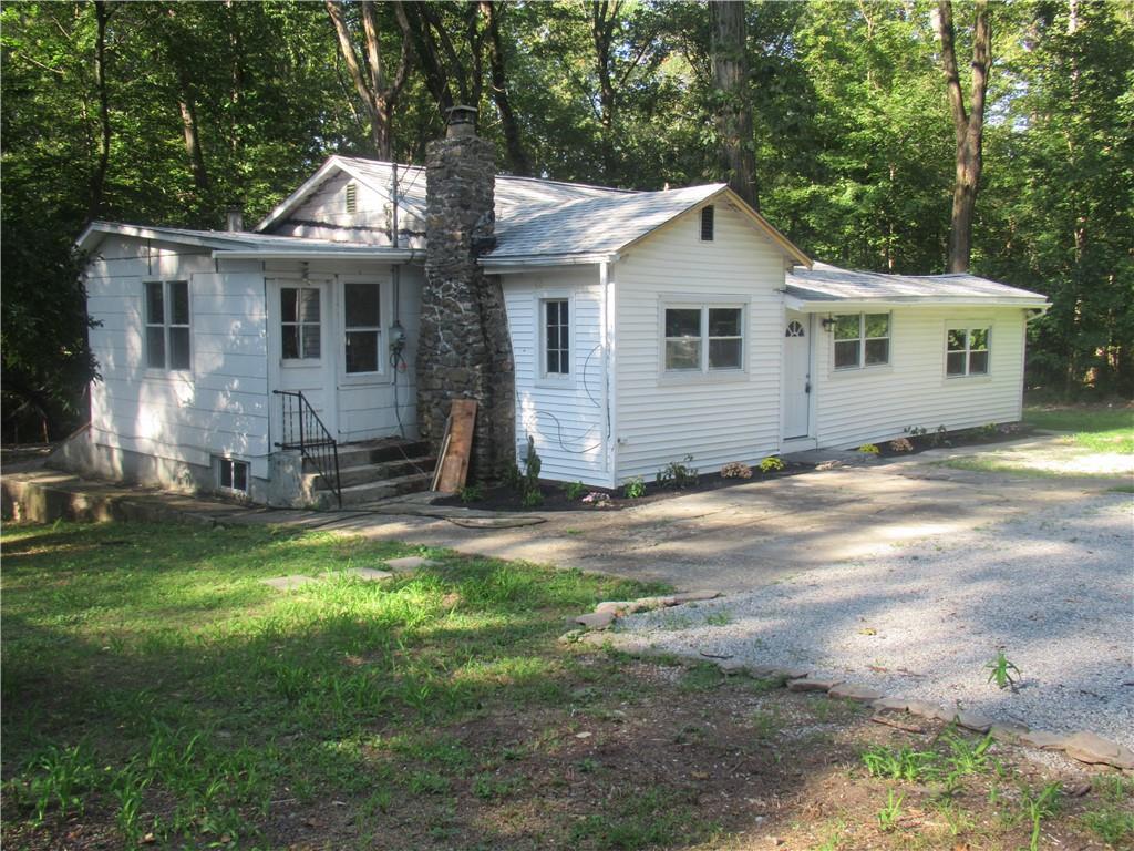 Rental Property at Point O Pine Pine, Monroe, New York - Bedrooms: 2 
Bathrooms: 1 
Rooms: 5  - $2,150 MO.