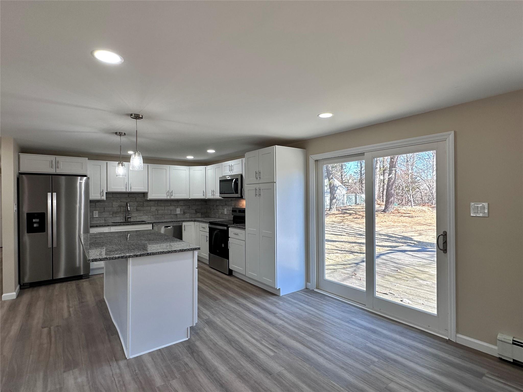 1073 Sipp Avenue, Medford, New York image 5