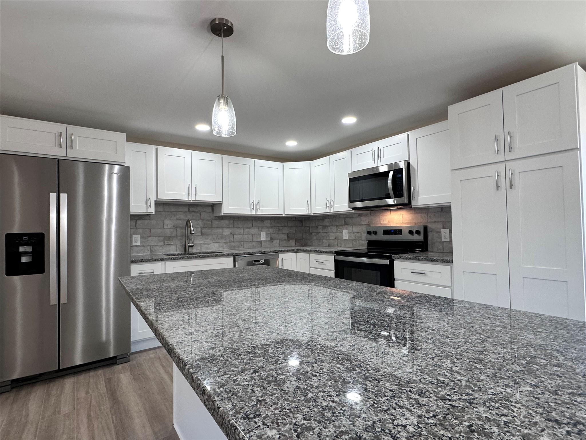 1073 Sipp Avenue, Medford, New York image 6
