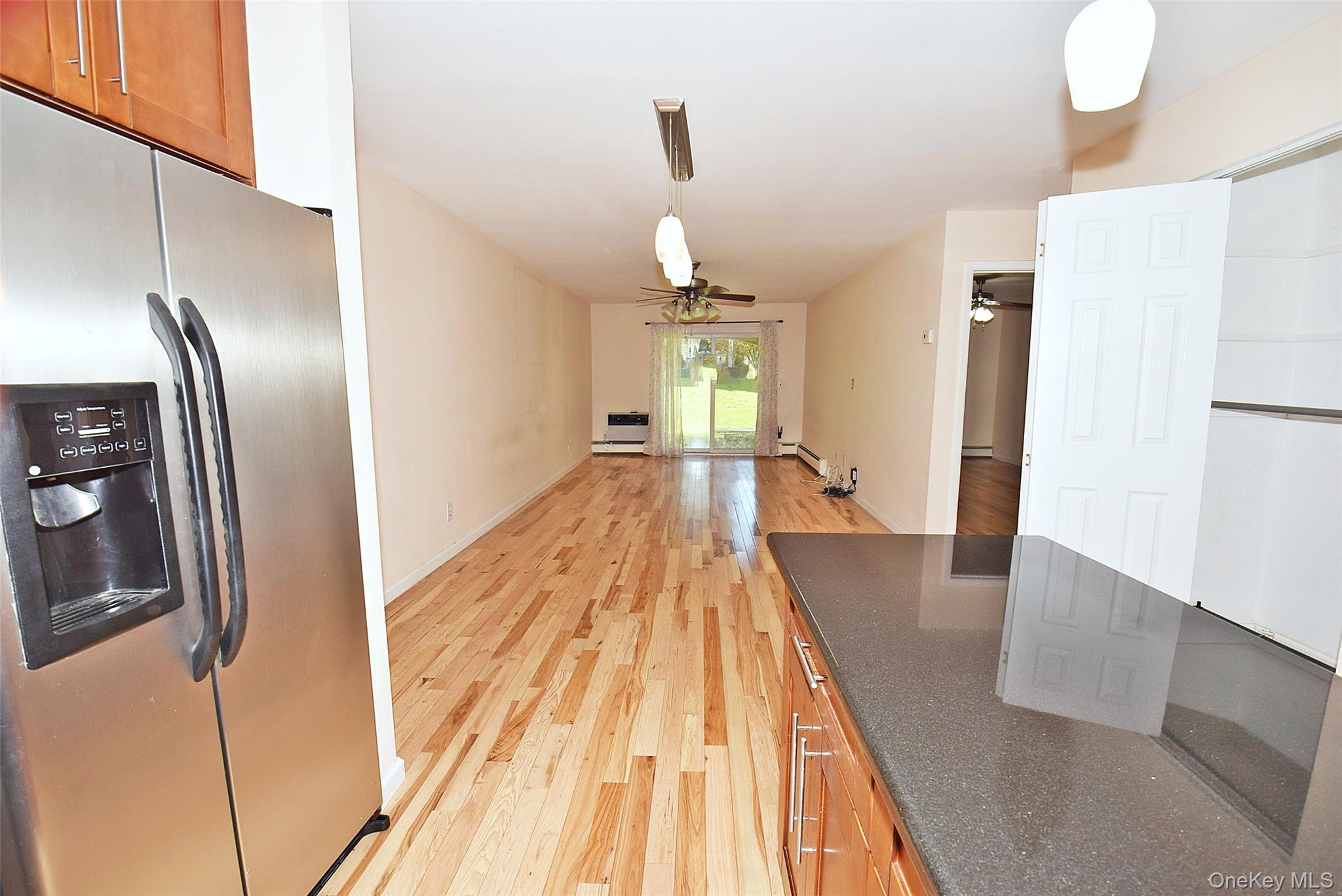 12-32 Diane Place 204 L