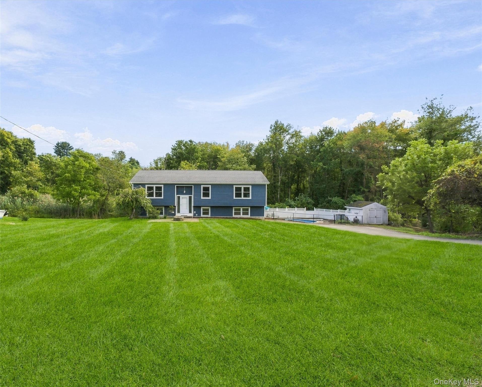 77 Robin Drive