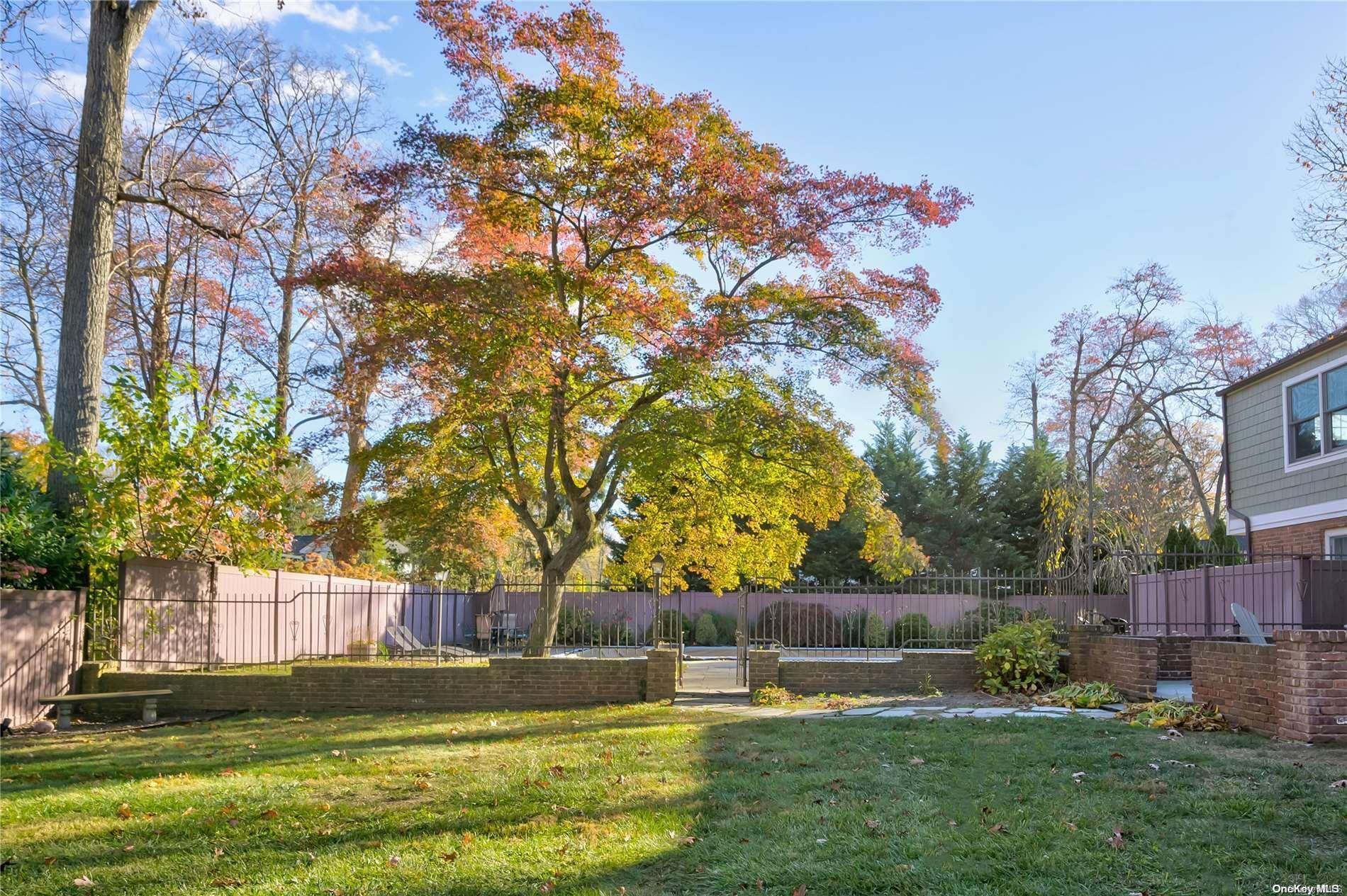 4 Beechwood Drive, Oyster Bay, New York image 34