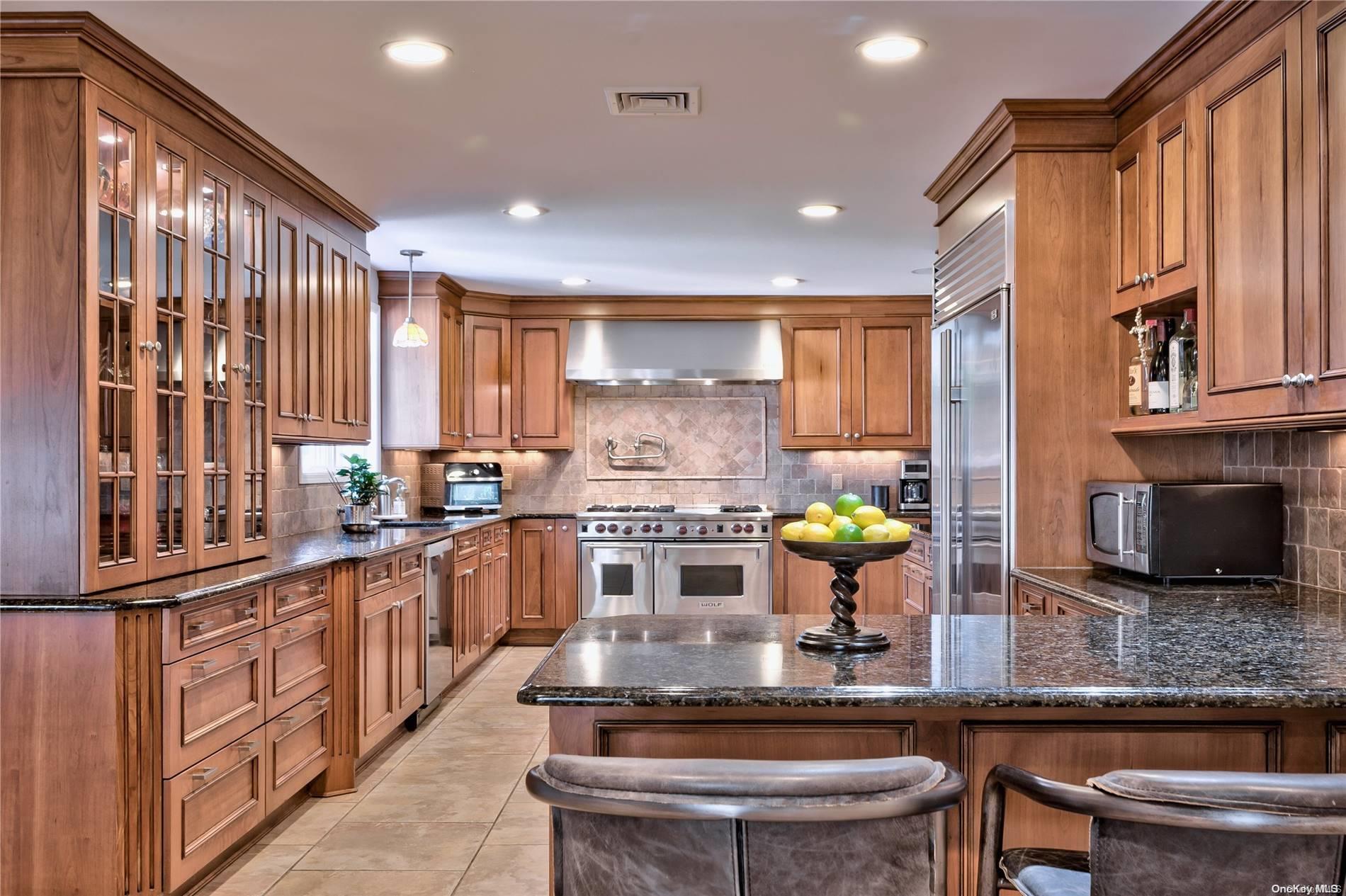 4 Beechwood Drive, Oyster Bay, New York image 20