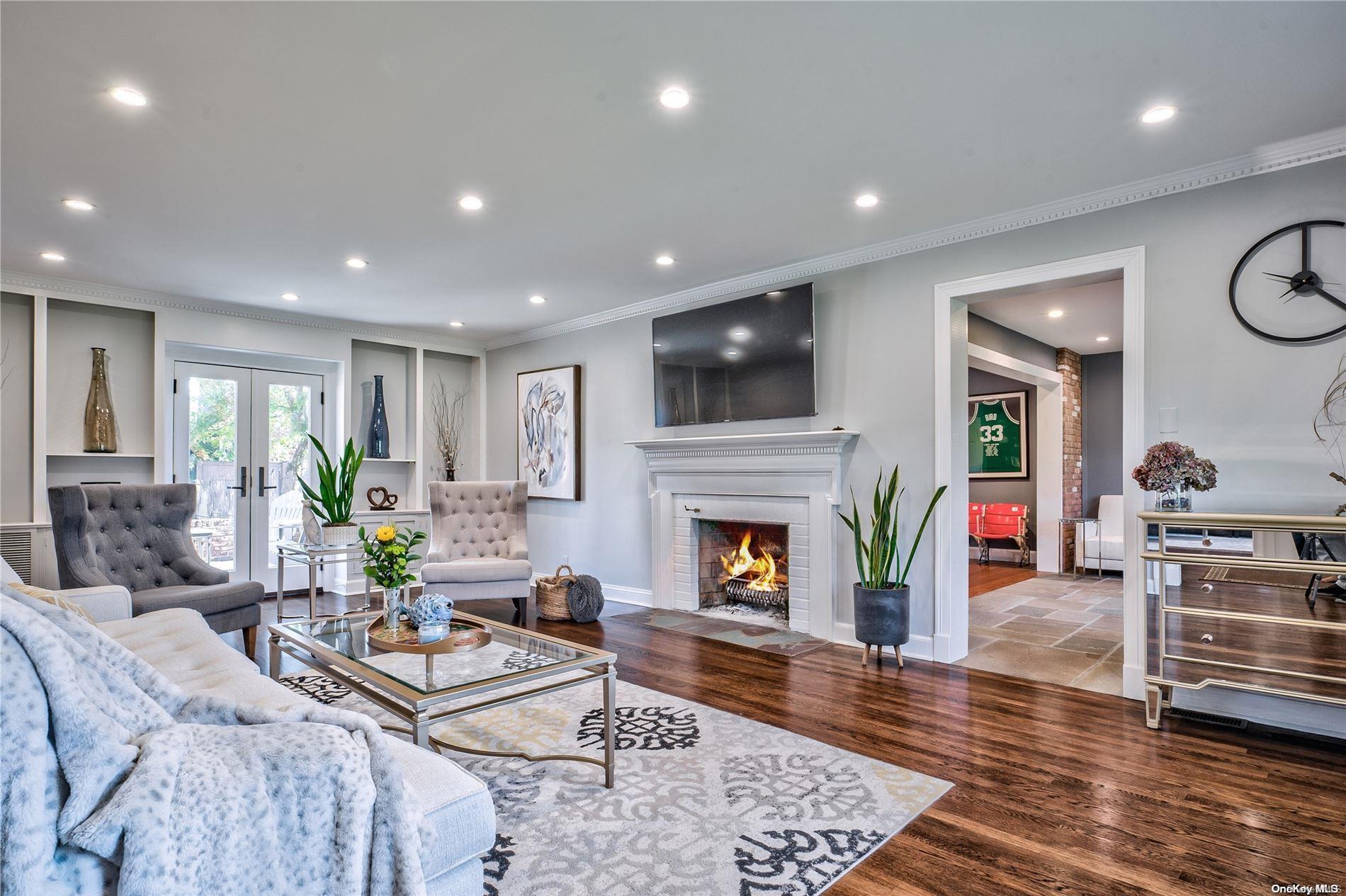 4 Beechwood Drive, Oyster Bay, New York image 8