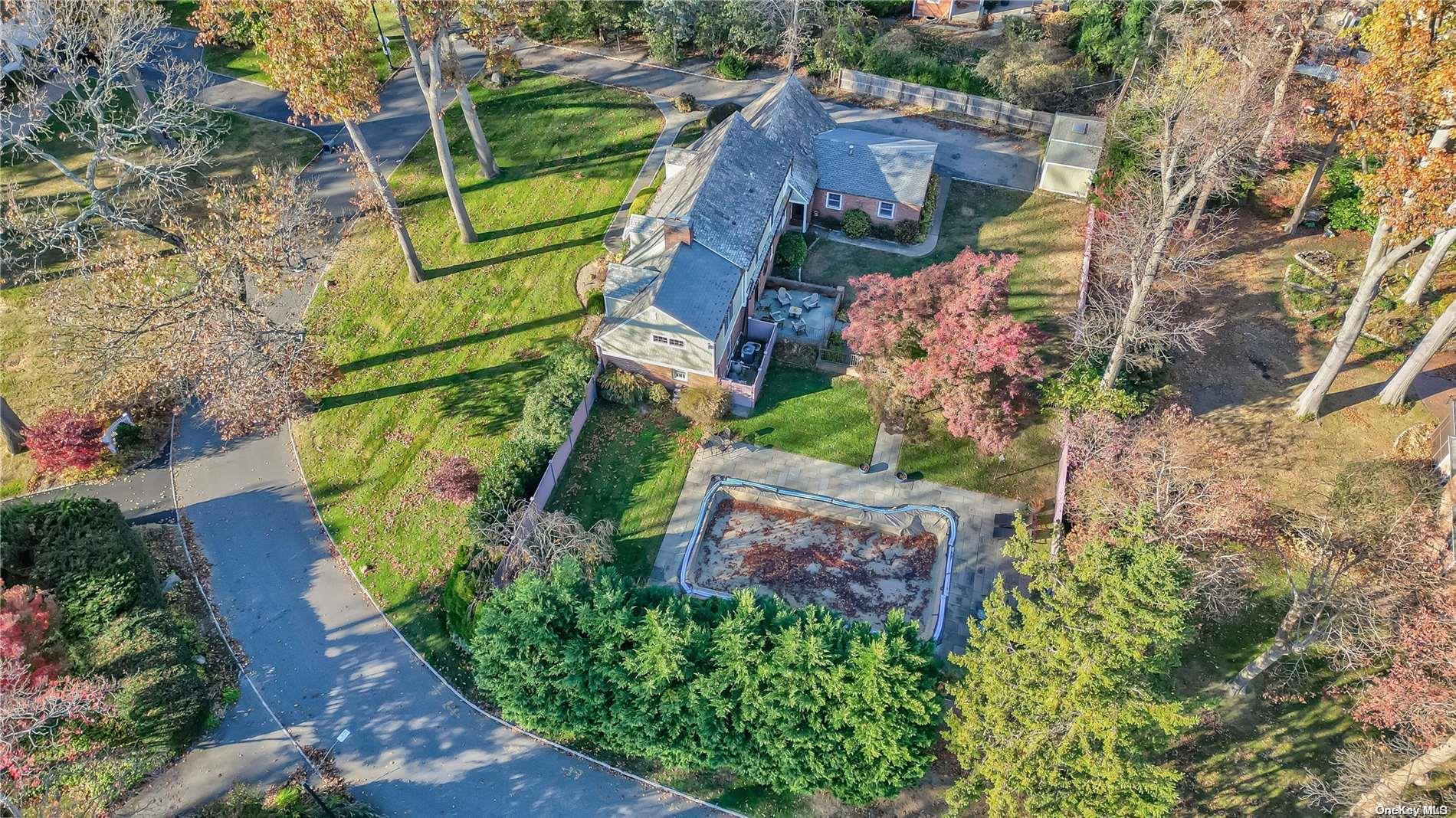 4 Beechwood Drive, Oyster Bay, New York image 36