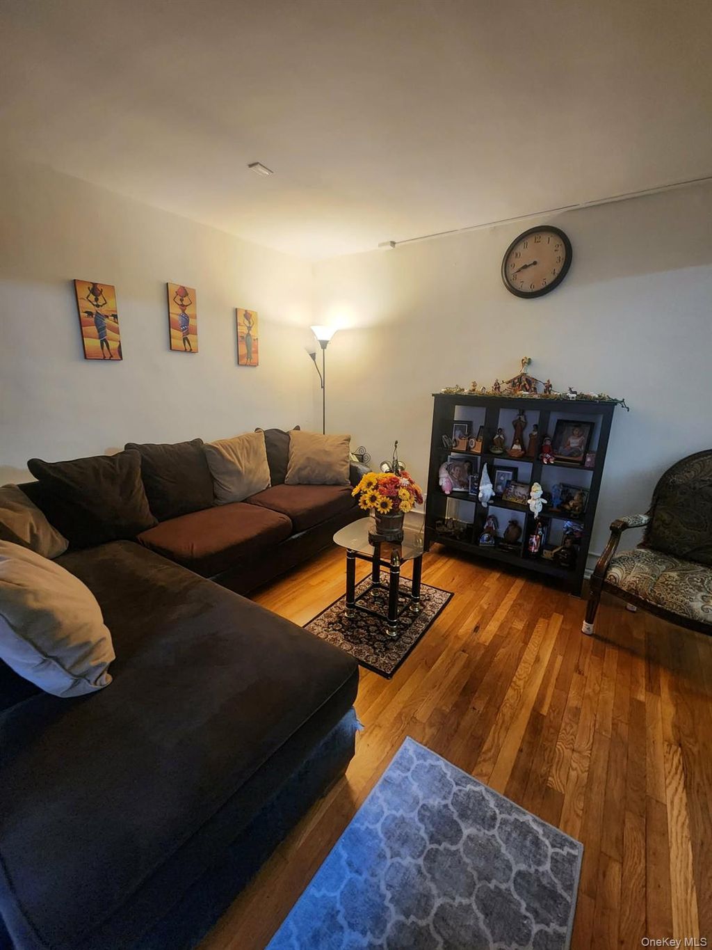 Photo of 118-60 Metropolitan Avenue #3E, Kew Gardens, NY 11415 (MLS # 969628)