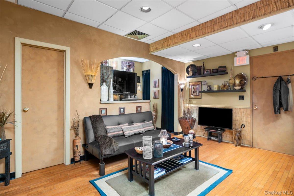 388 Westchester Avenue 1E