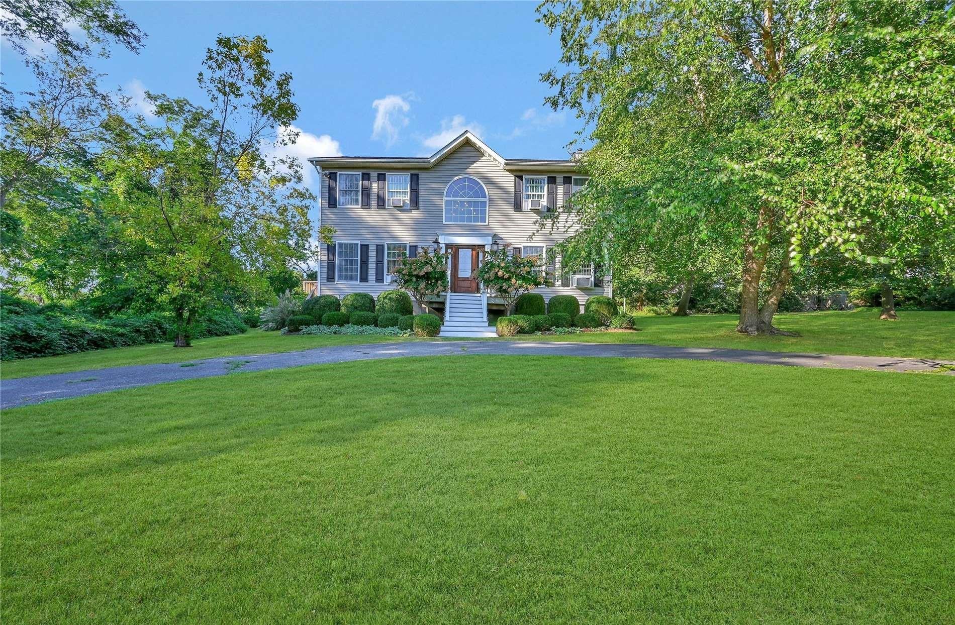 Rental Property at Kouros Road, New Suffolk, Hamptons, NY - Bedrooms: 5 
Bathrooms: 3  - $16,000 MO.
