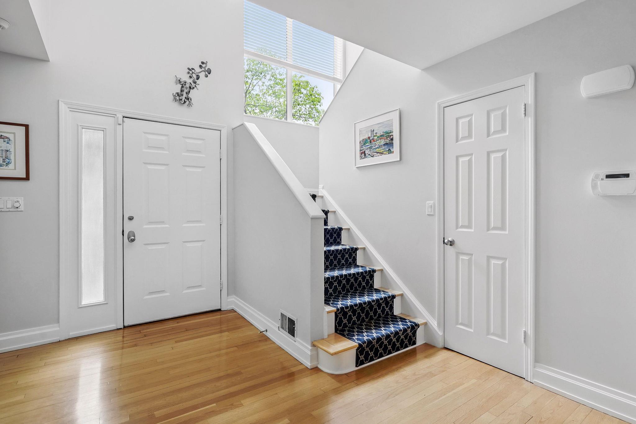 27 Indian Hill Road, New Rochelle, New York image 4