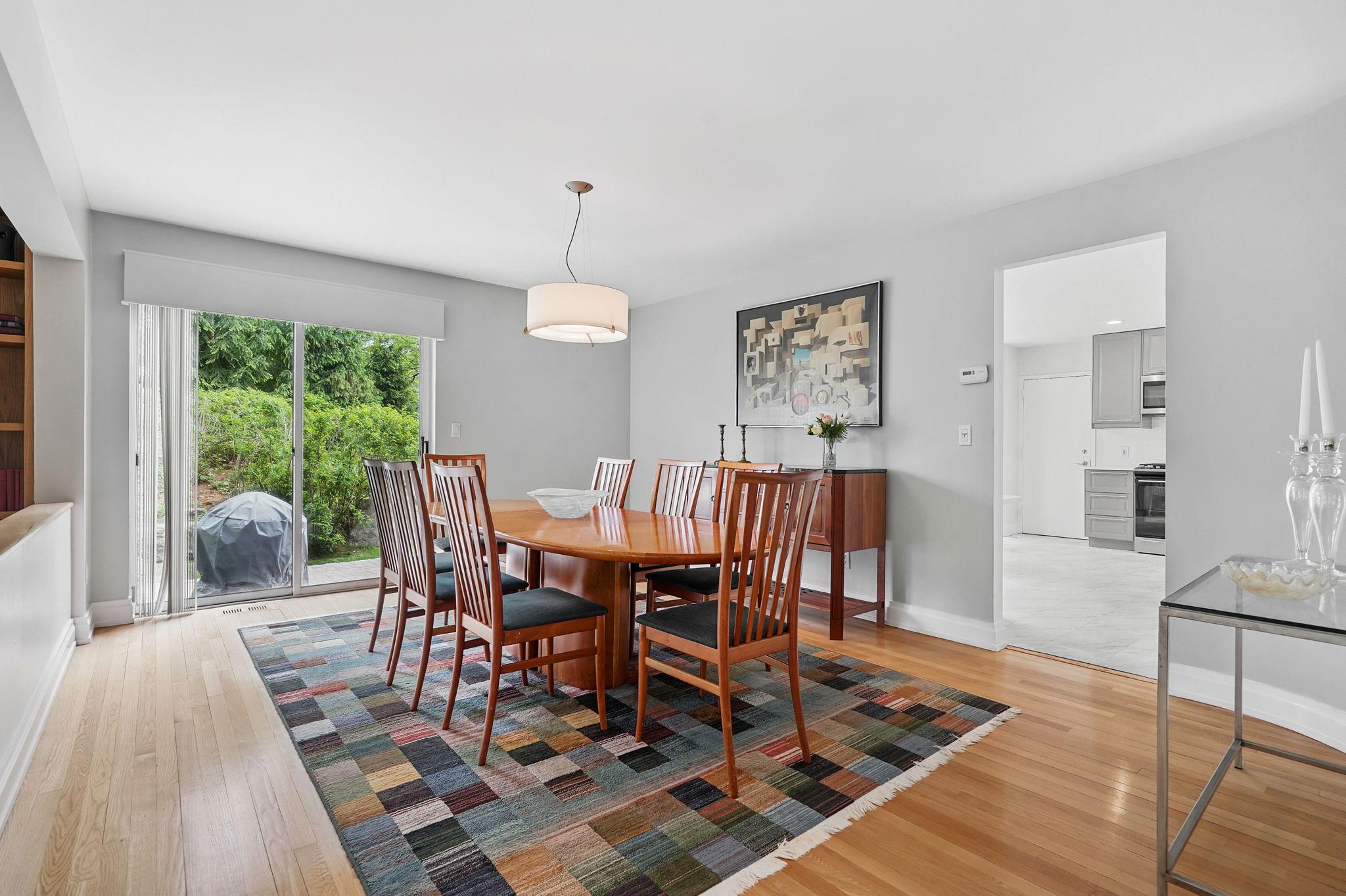 27 Indian Hill Road, New Rochelle, New York image 9