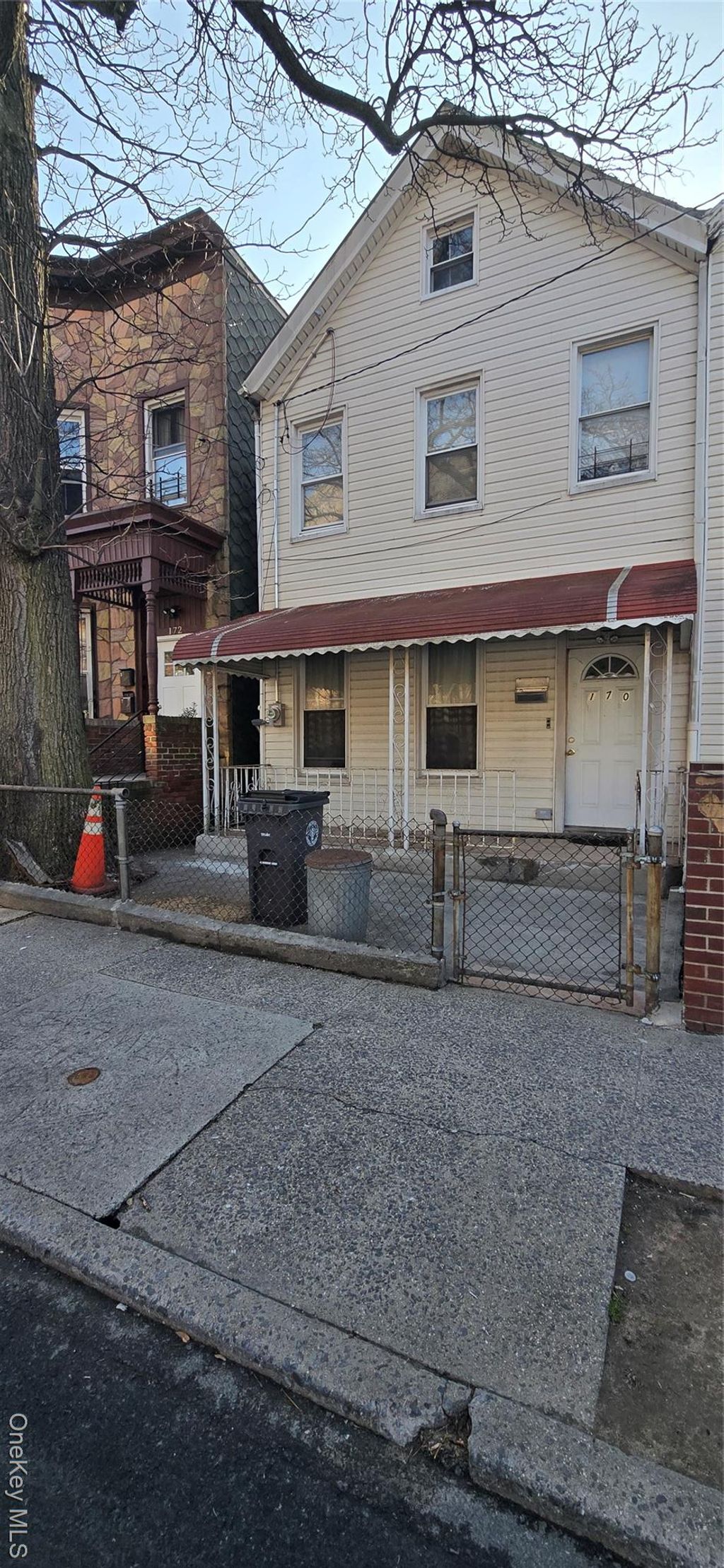 Photo of 170 Milford Street, Brooklyn, NY 11208 (MLS # 980696)