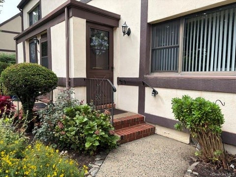 Homes For Sale - 123 Fifteenth St #B1<br/> Nassau County, Garden City, NY 11530