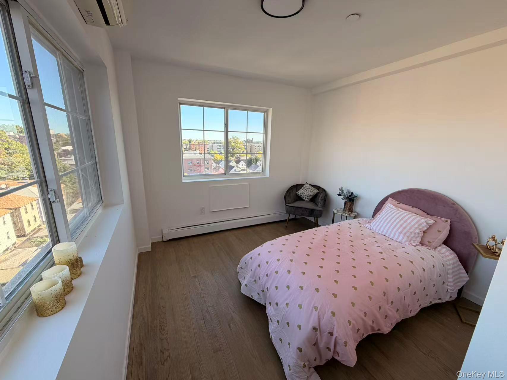 43-18 Robinson Street 7C