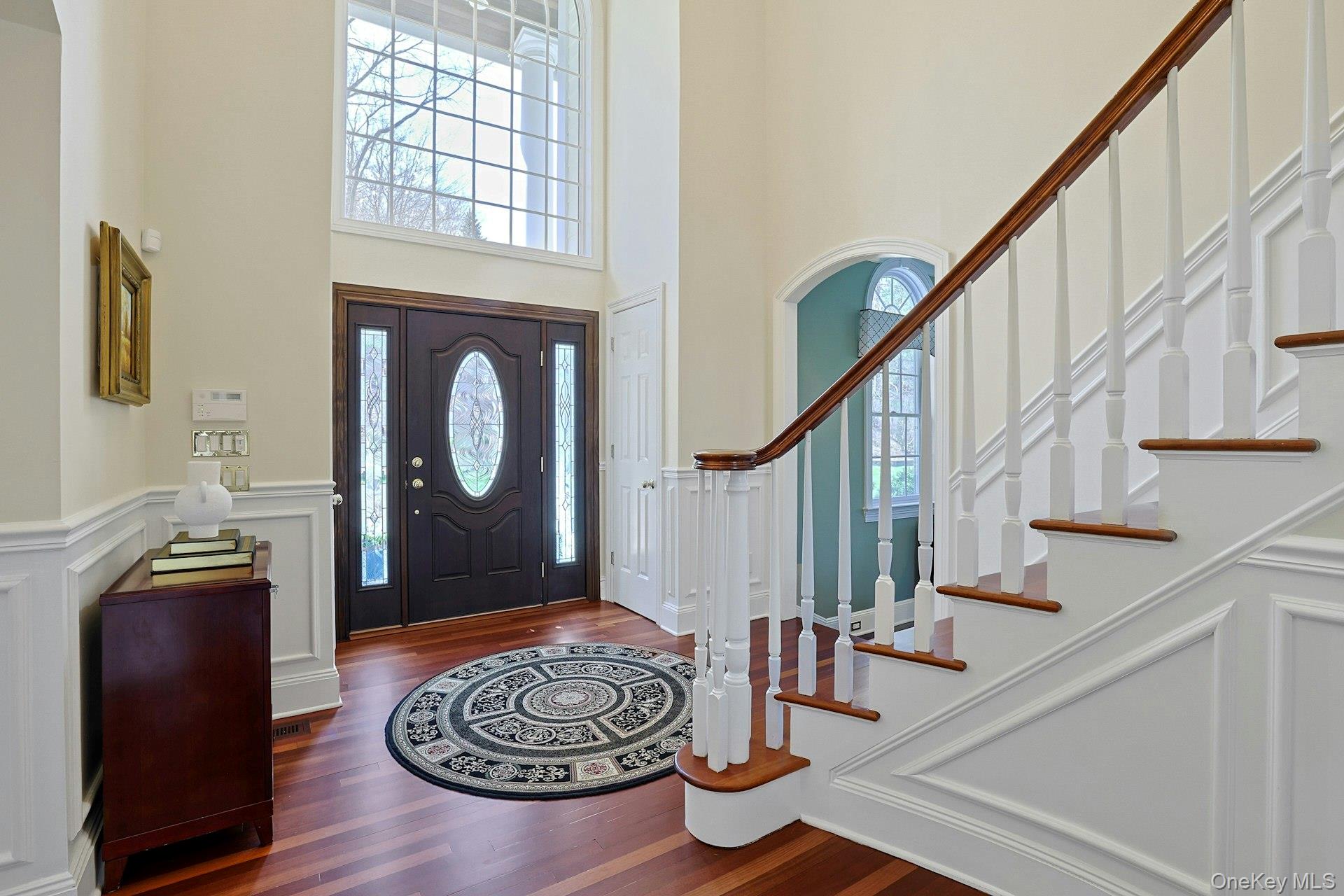 350 Wooded Hill Court