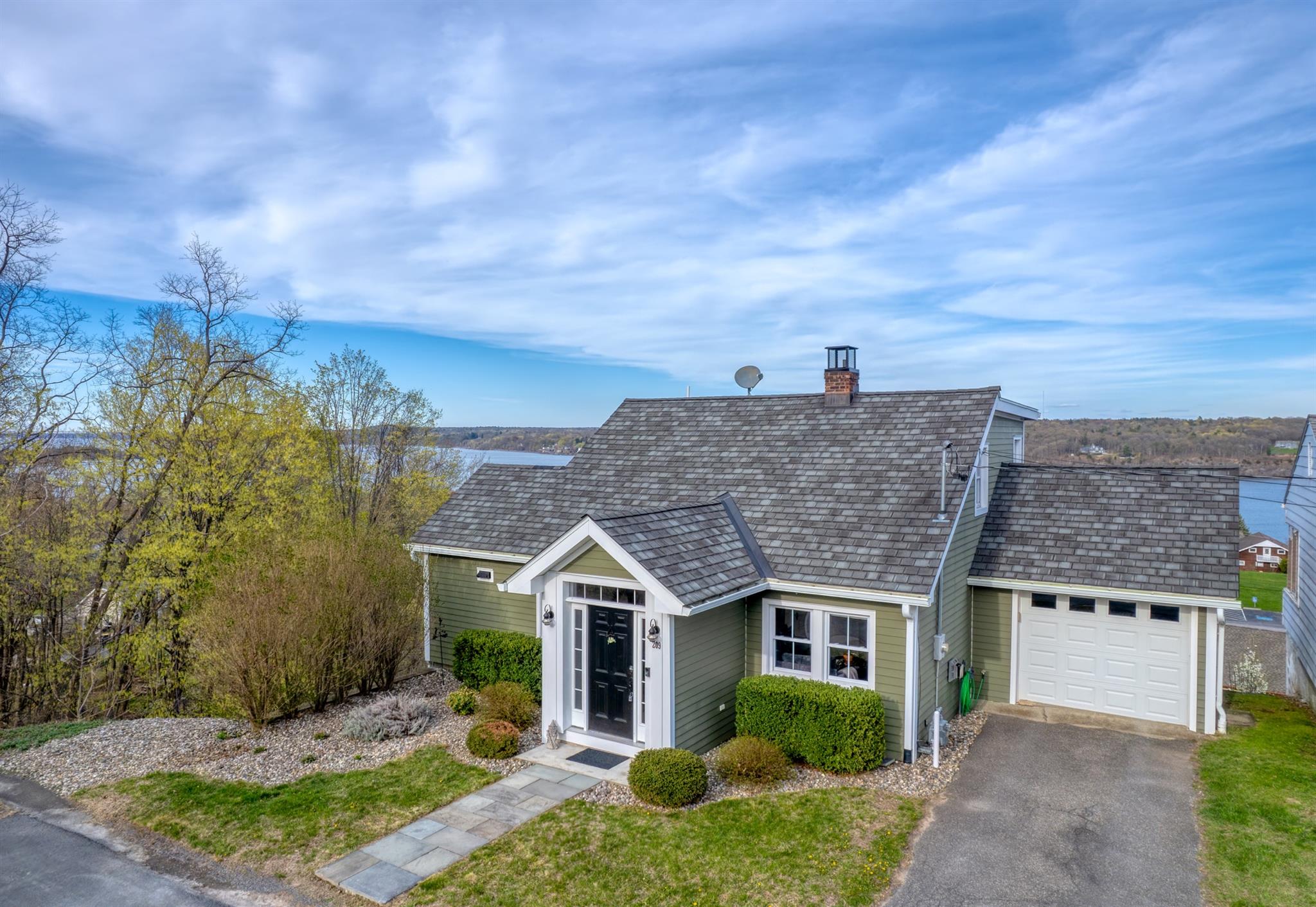 209 Sackett Street, Port Ewen, New York image 46