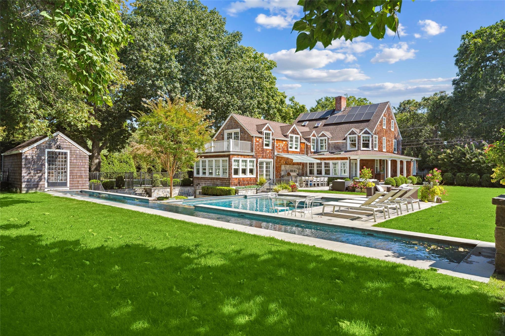 137 Montauk Highway