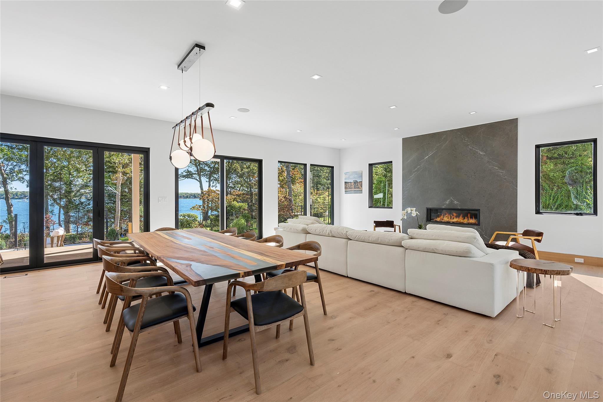 35 Springwood Way