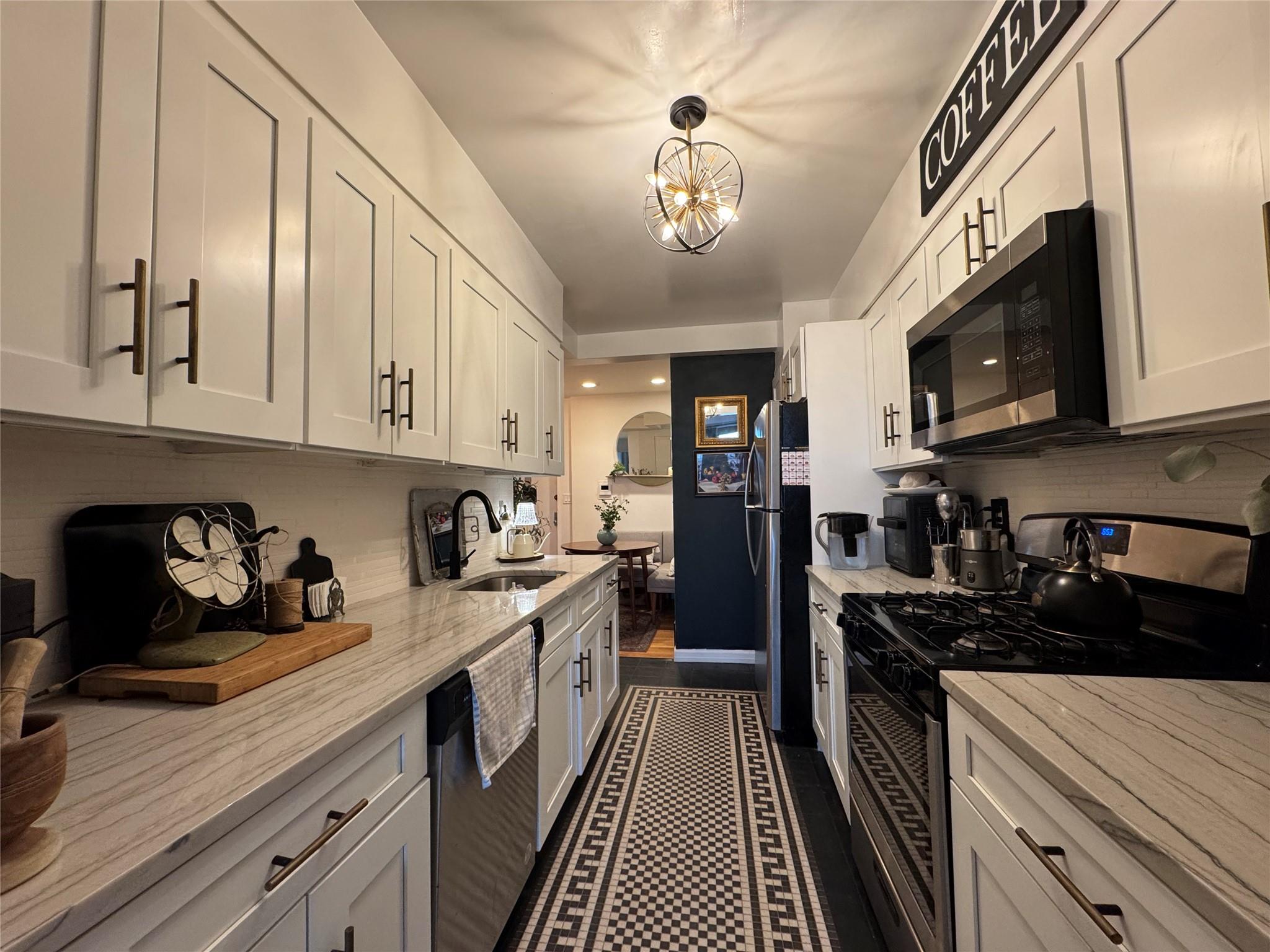 25 W Broadway #207, Long Beach, New York image 5
