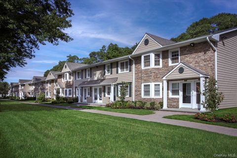 Apartment For Rent - 524 Tudor Lane #524<br/> Middle Island, NY 11953