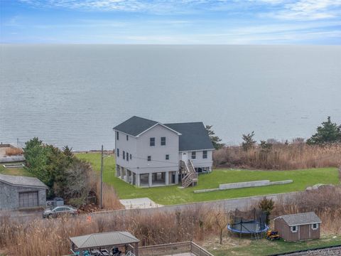 Homes For Sale - 22 Rod Street<br/> East Patchogue, NY 11772
