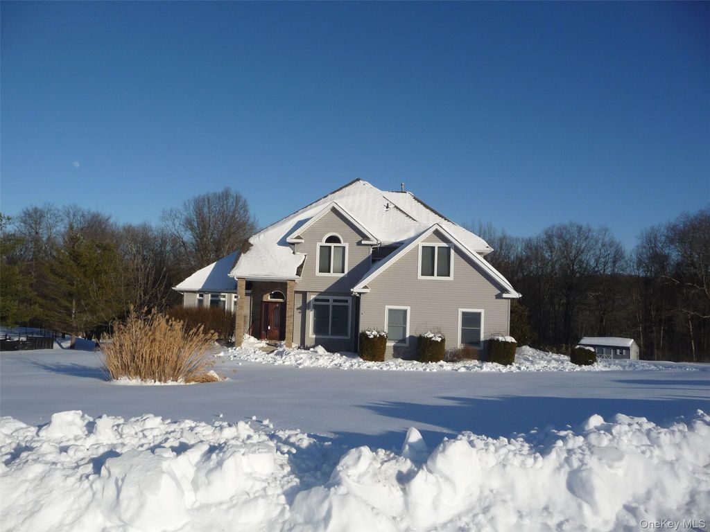 Photo of 49 Lane Gate Drive, Wappingers Falls, NY 12590 (MLS # 965774)