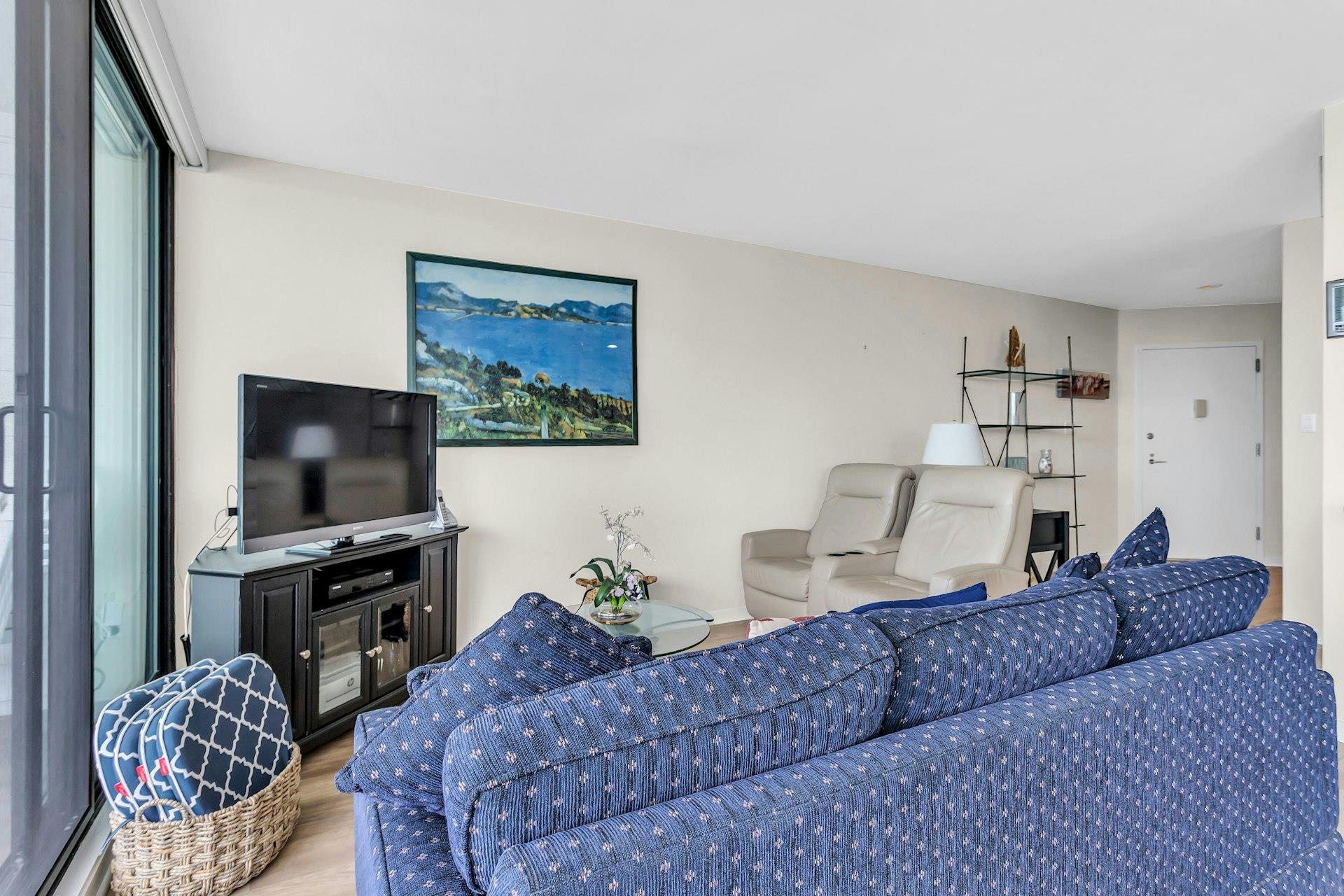 259 Dune Road 128