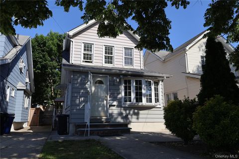 Photo of 91-48 71st Avenue, Forest Hills, NY 11375 (MLS # 1002340)