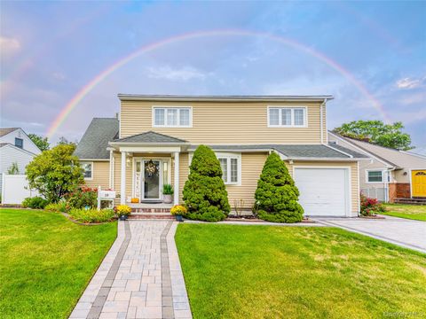 29 Underhill Avenue Syosset NY 11791