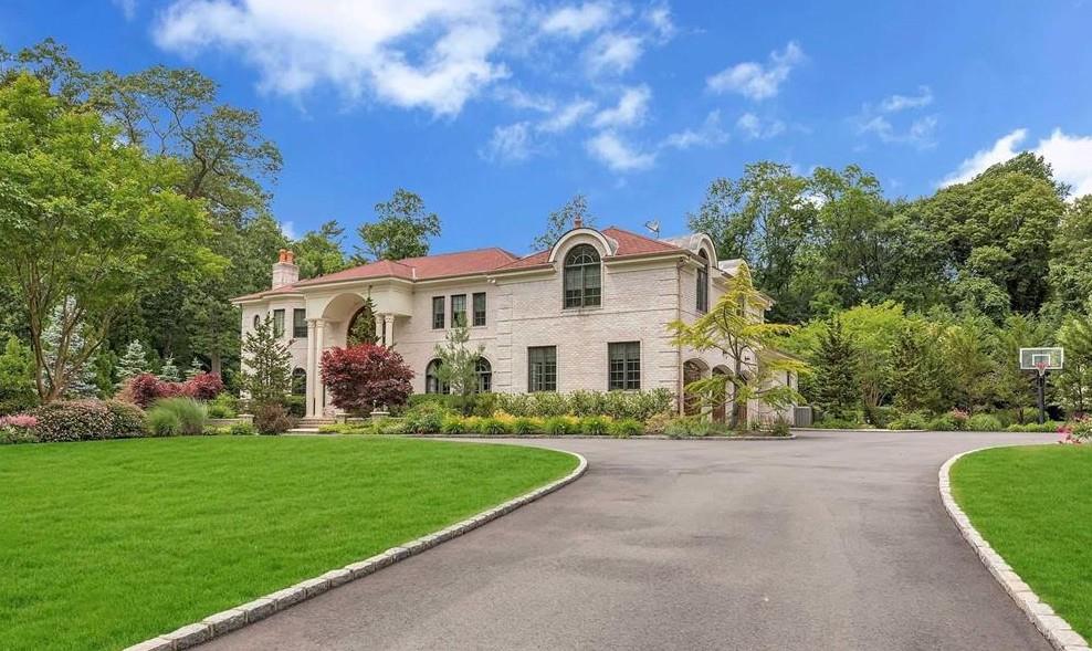 11 Black Rock Road