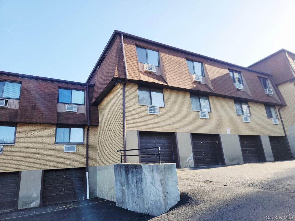 Photo of 292 Richard Court #292, Pomona, NY 10970 (MLS # 996216)