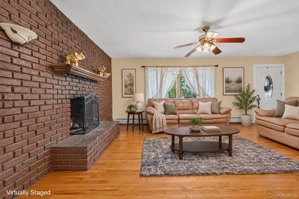Photo of 1871 Heckscher Avenue, Bay Shore, NY 11706 (MLS # 1063272)