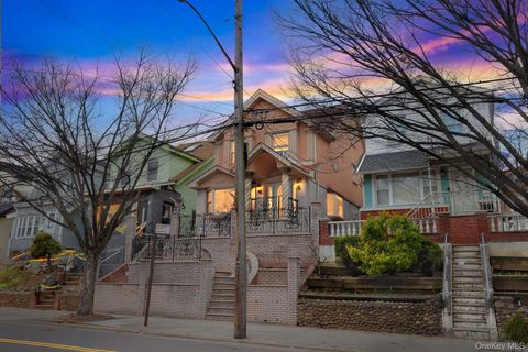 Homes For Sale - 9429 Park Lane<br/> Woodhaven, NY 11421