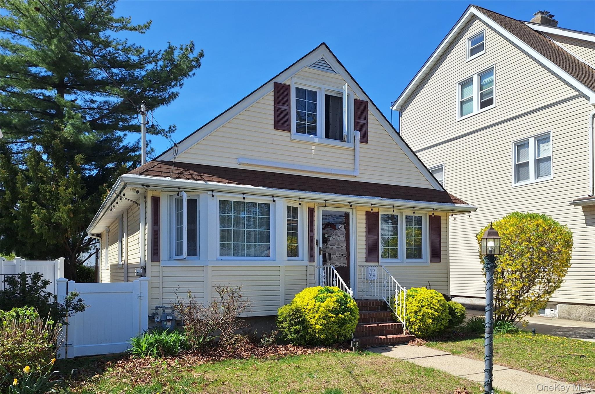 184 E Chester Street